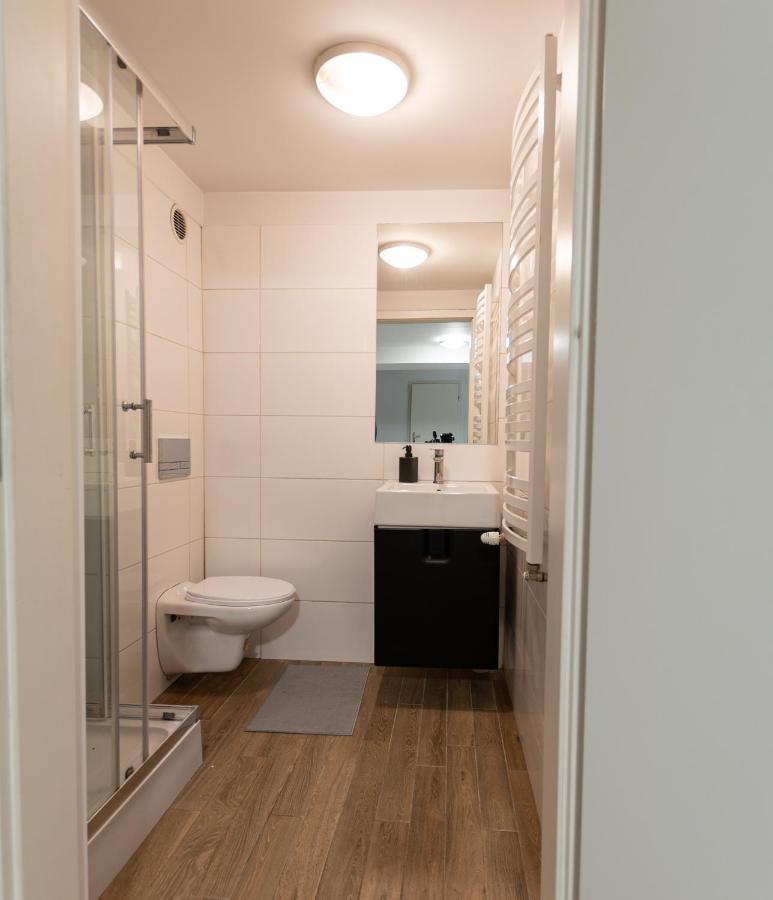 Apartament Krakowska เชสโตฮอวา ภายนอก รูปภาพ